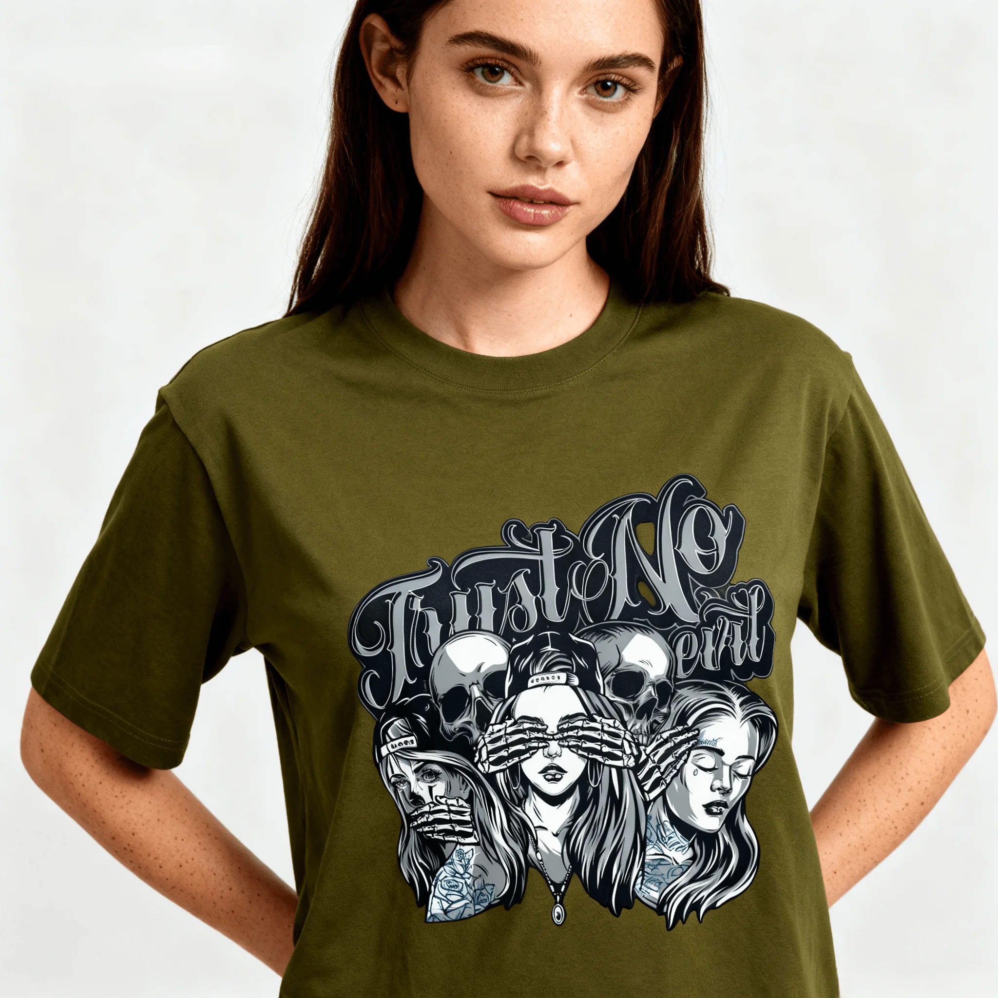 Trust No Evil — Oversized T-Shirt | Femme Edition - CozyVora™