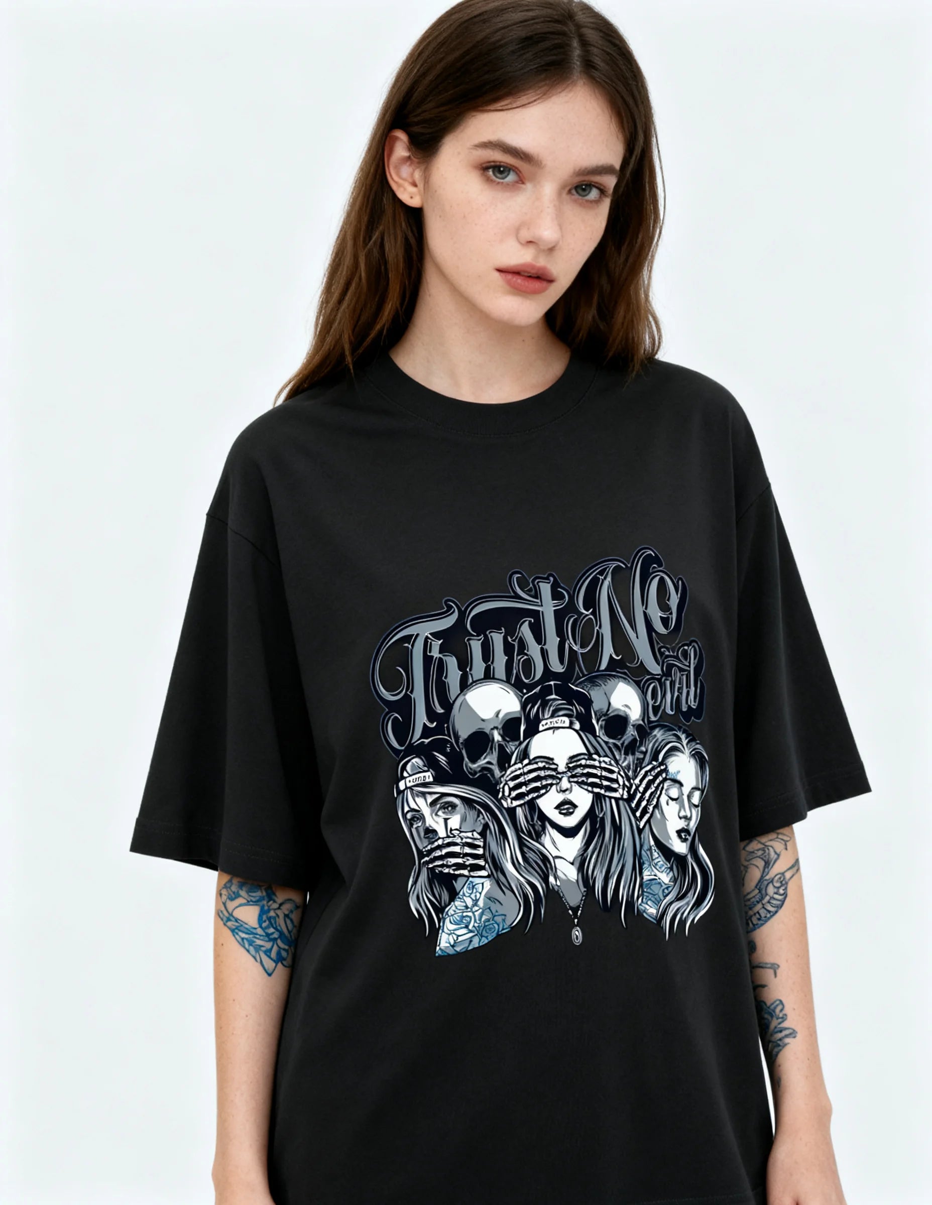 Trust No Evil — Oversized T-Shirt | Femme Edition - CozyVora™