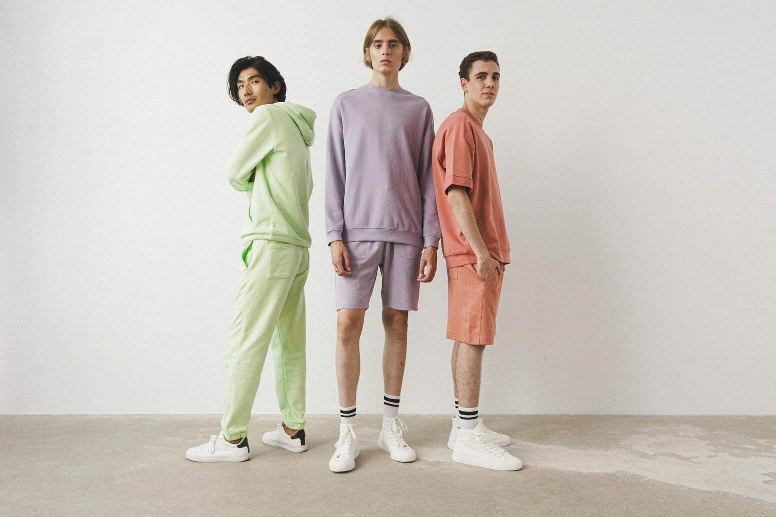 Leading the Comfort Revolution: Why CozyVora Is Redefining Fashion